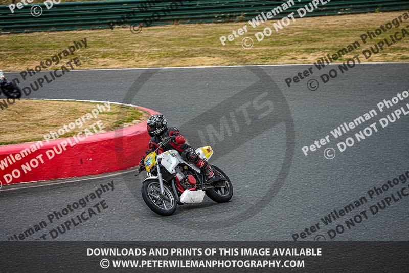 enduro digital images;event digital images;eventdigitalimages;mallory park;mallory park photographs;mallory park trackday;mallory park trackday photographs;no limits trackdays;peter wileman photography;racing digital images;trackday digital images;trackday photos